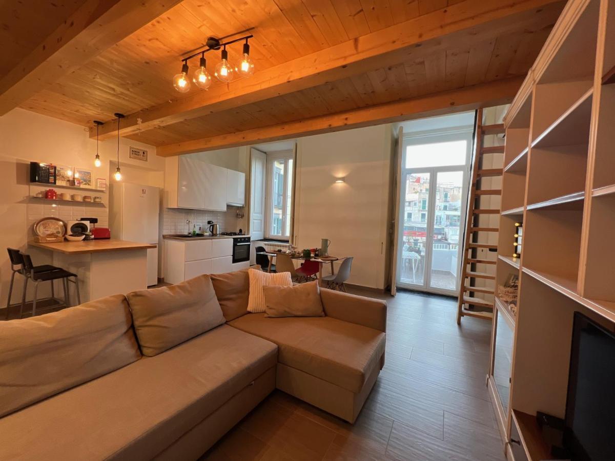 La Casa Di Marty Lejlighed Napoli Eksteriør billede