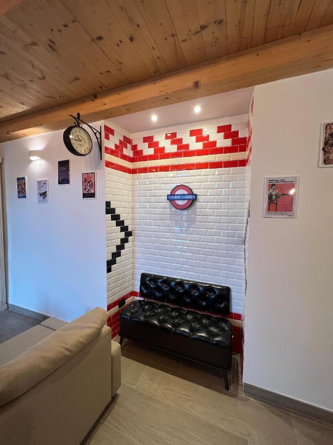 La Casa Di Marty Lejlighed Napoli Eksteriør billede