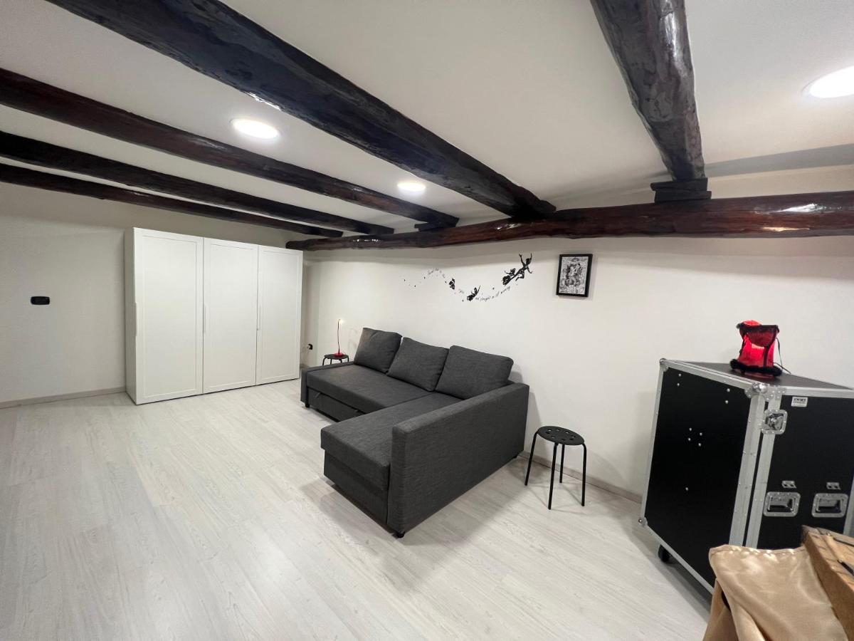 La Casa Di Marty Lejlighed Napoli Eksteriør billede